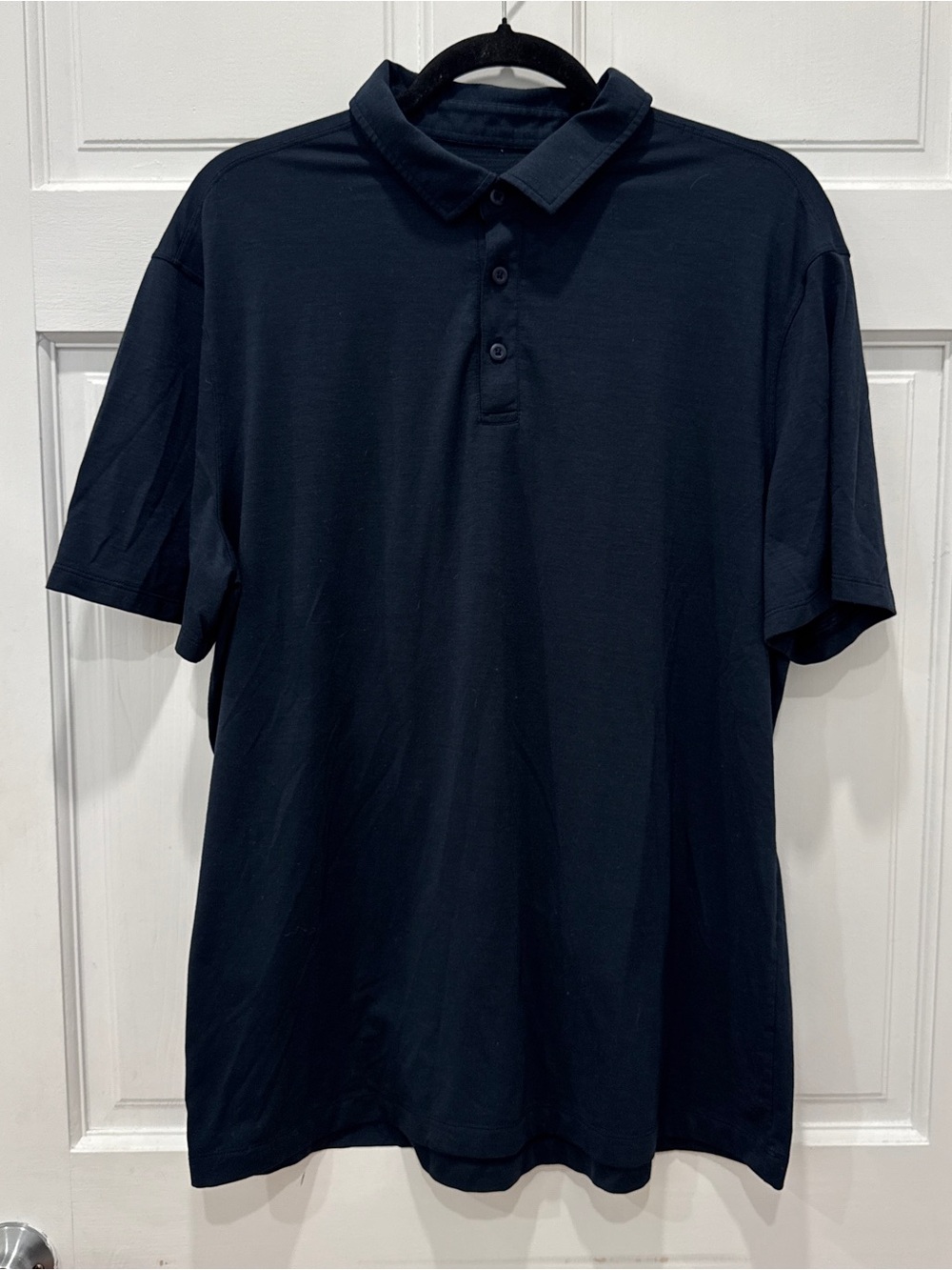 Lululemon Mens XL Navy Polo Shirt Golf Athleisure Quiet Luxury Performance